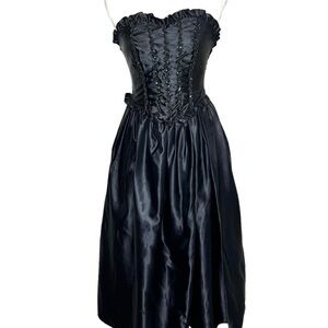 Vintage Flirtations by Alfred Angelo strapless dress